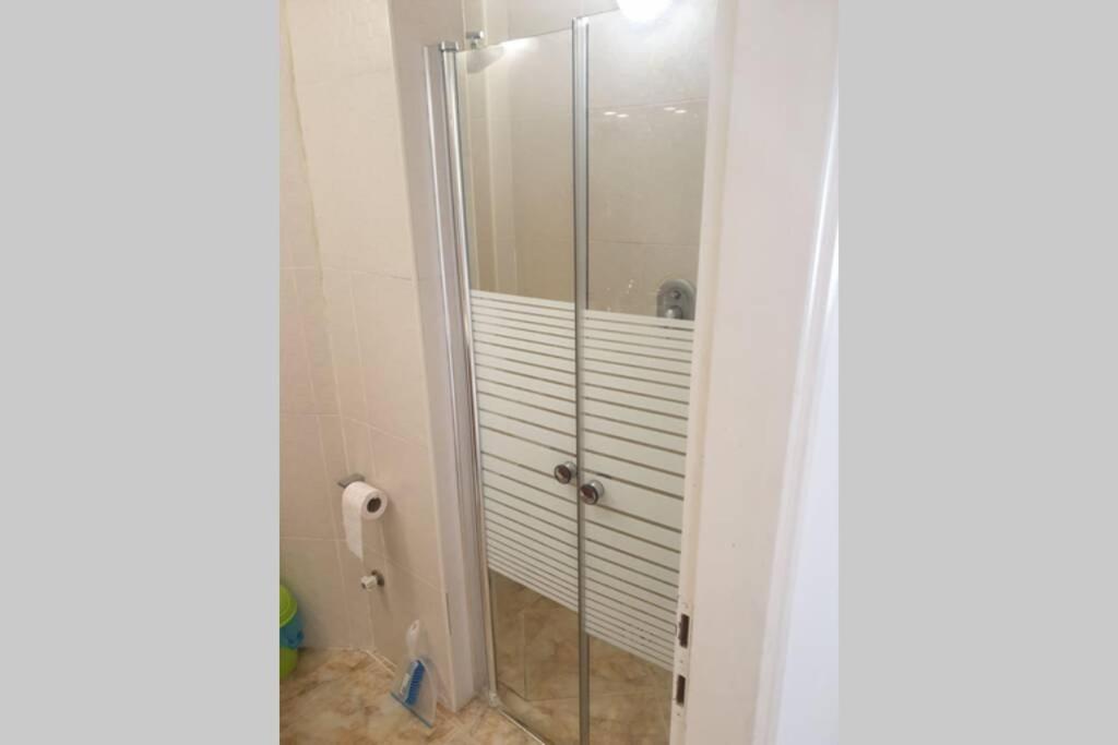Family Apartment By The Sea ไฮฟา ภายนอก รูปภาพ